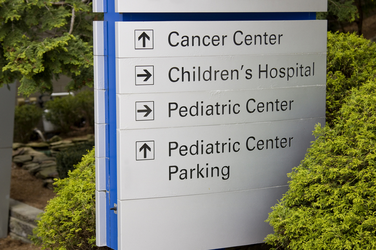Cranston, RI – How Do Businesses Use Signs to Improve Customer Experience?