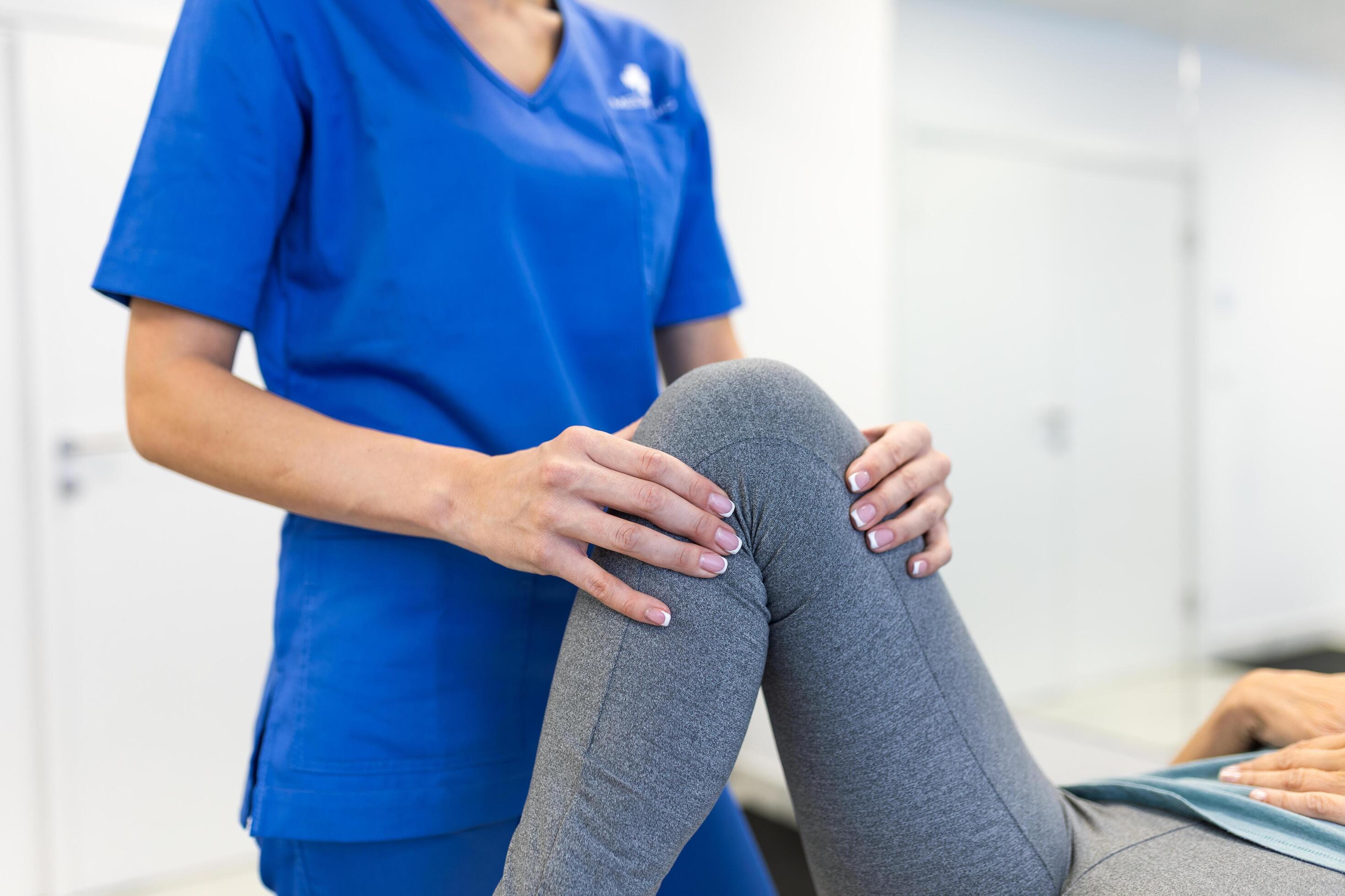 Sun City, AZ — Is Non-Surgical Orthopedic Care Right for Knee Pain?