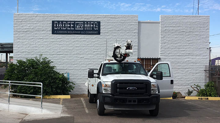 Wall Signage in Phoenix, AZ put Signs and Graphics on block buildings