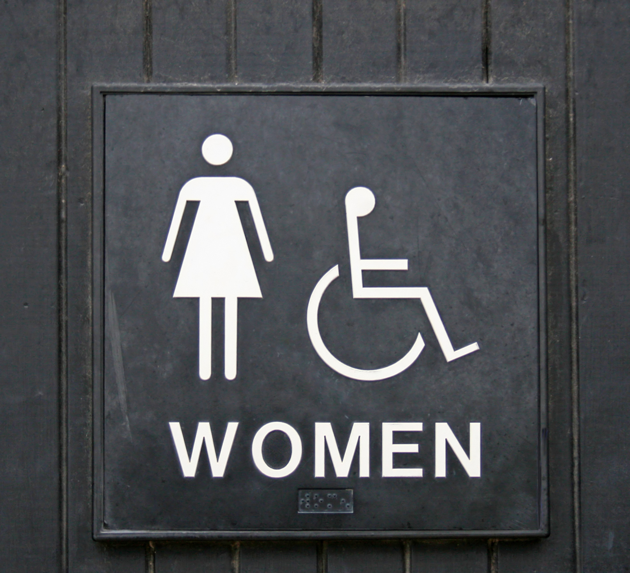 Pleasant Hill CA - Benefits of Custom ADA Signs for Dentists from a Sign Company
