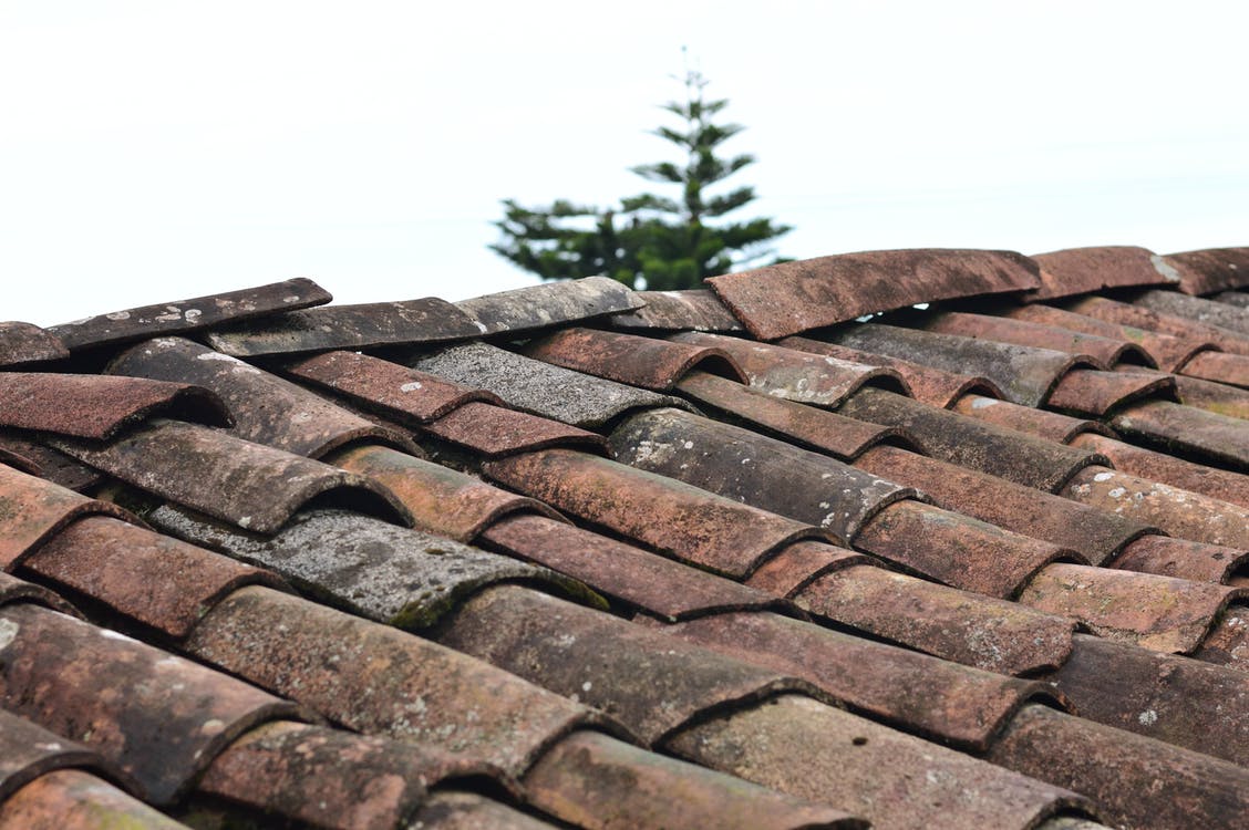 Hillsboro, OR – Roof Leaking? Call for Water Damage Restoration Services