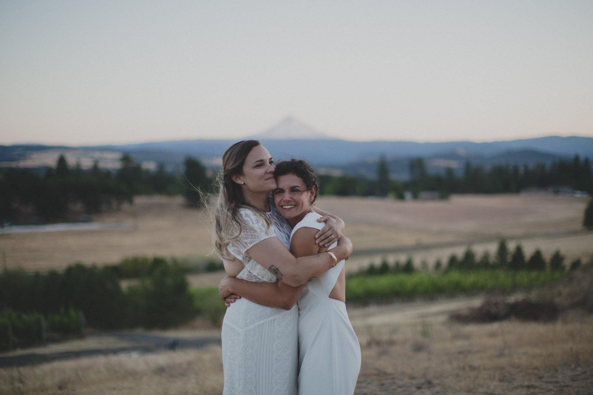 Cor Cellars wedding in Lyle Washington - Portland Oregon wedding photographer