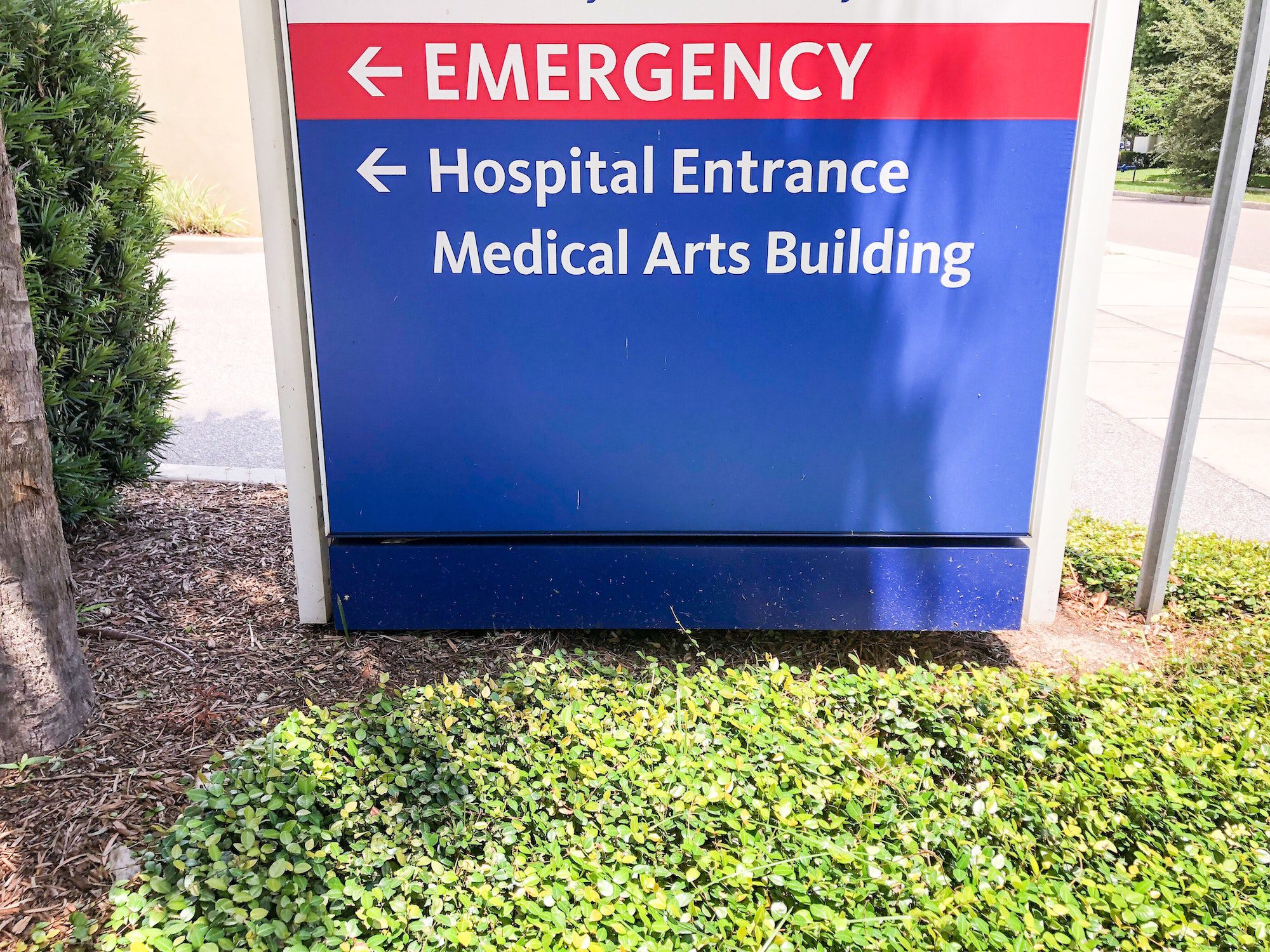 Rochester Hills, MI - Custom Directional / Wayfinding Sign Services for Hospital