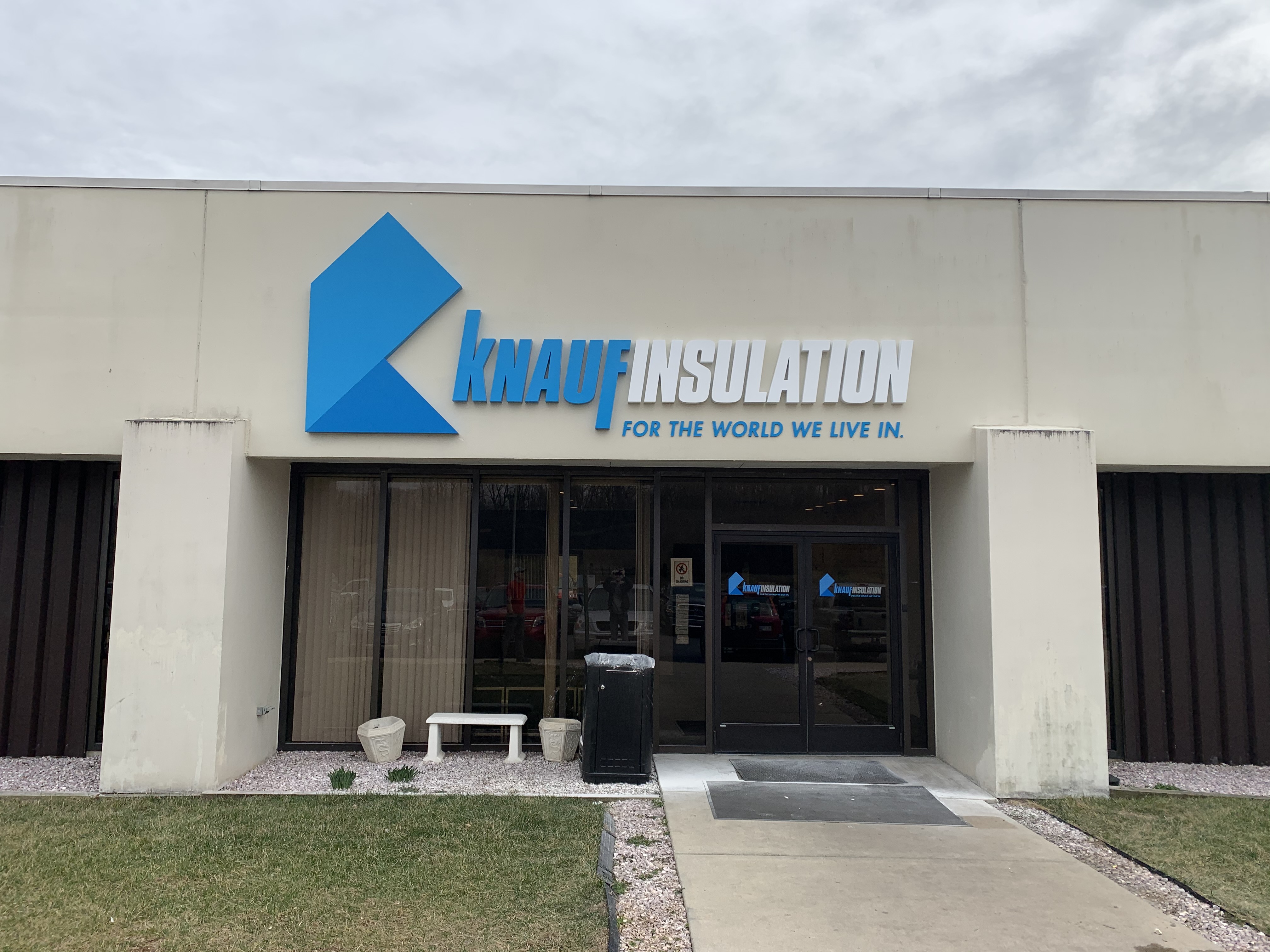 Sacramento, CA – Office Managers: Call for Custom Building Signs | Sign Shop New