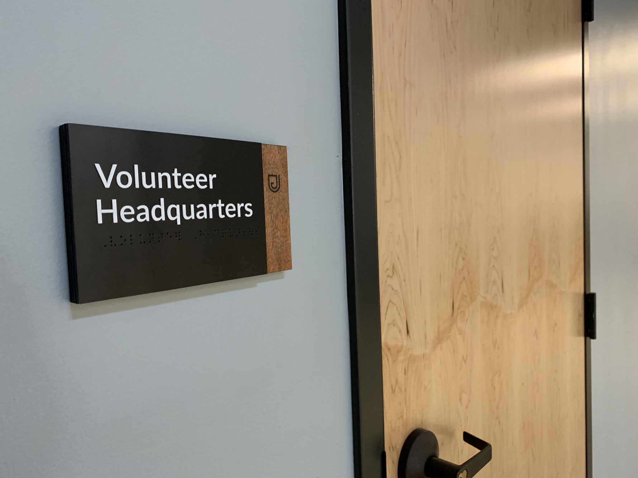 Sacramento, CA – Choosing the Ideal Substrate for ADA Signs | Sign Company News