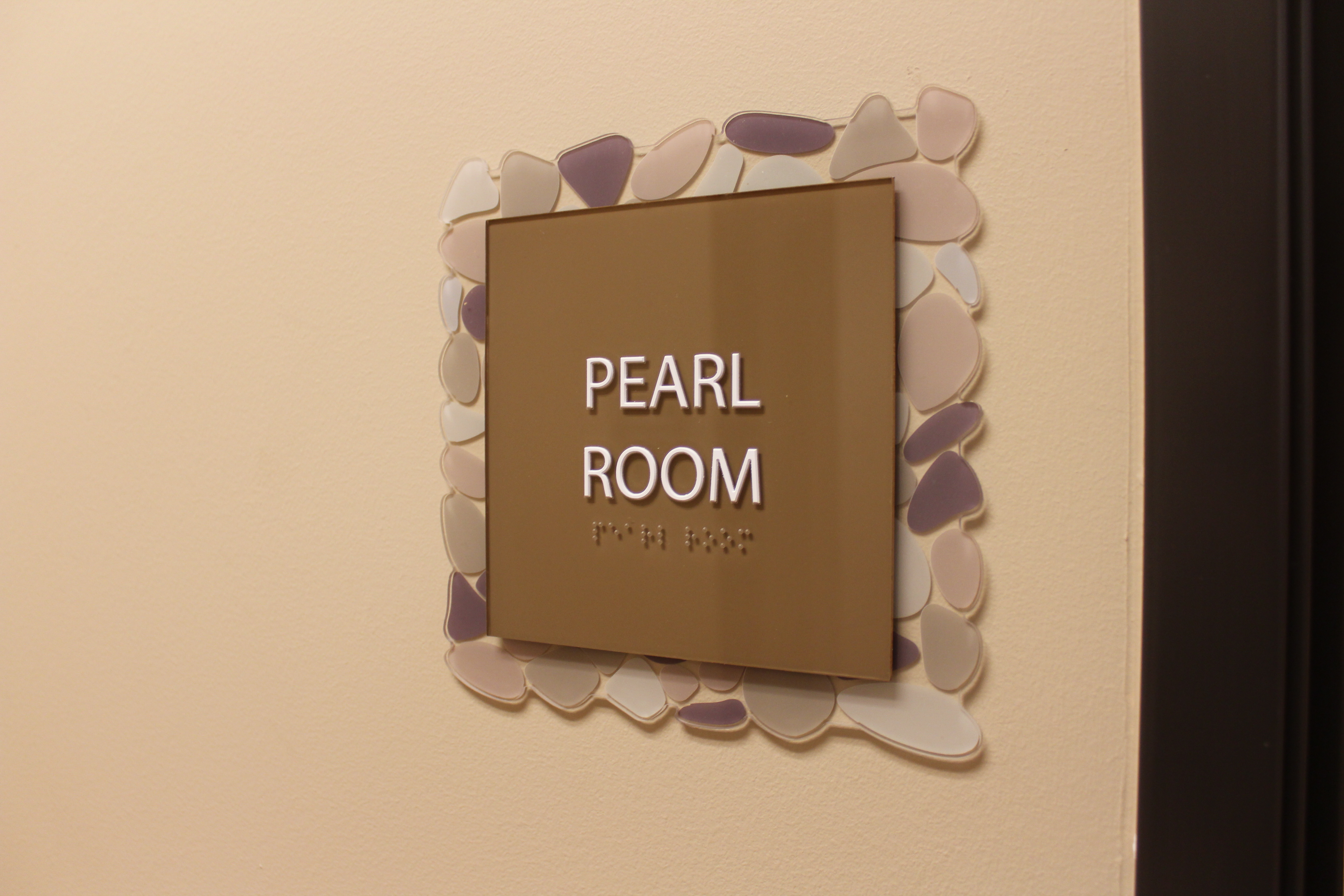 Sacramento, CA – Sign Guide: Layouts for Parking Lot ADA Signs | Sign Business N