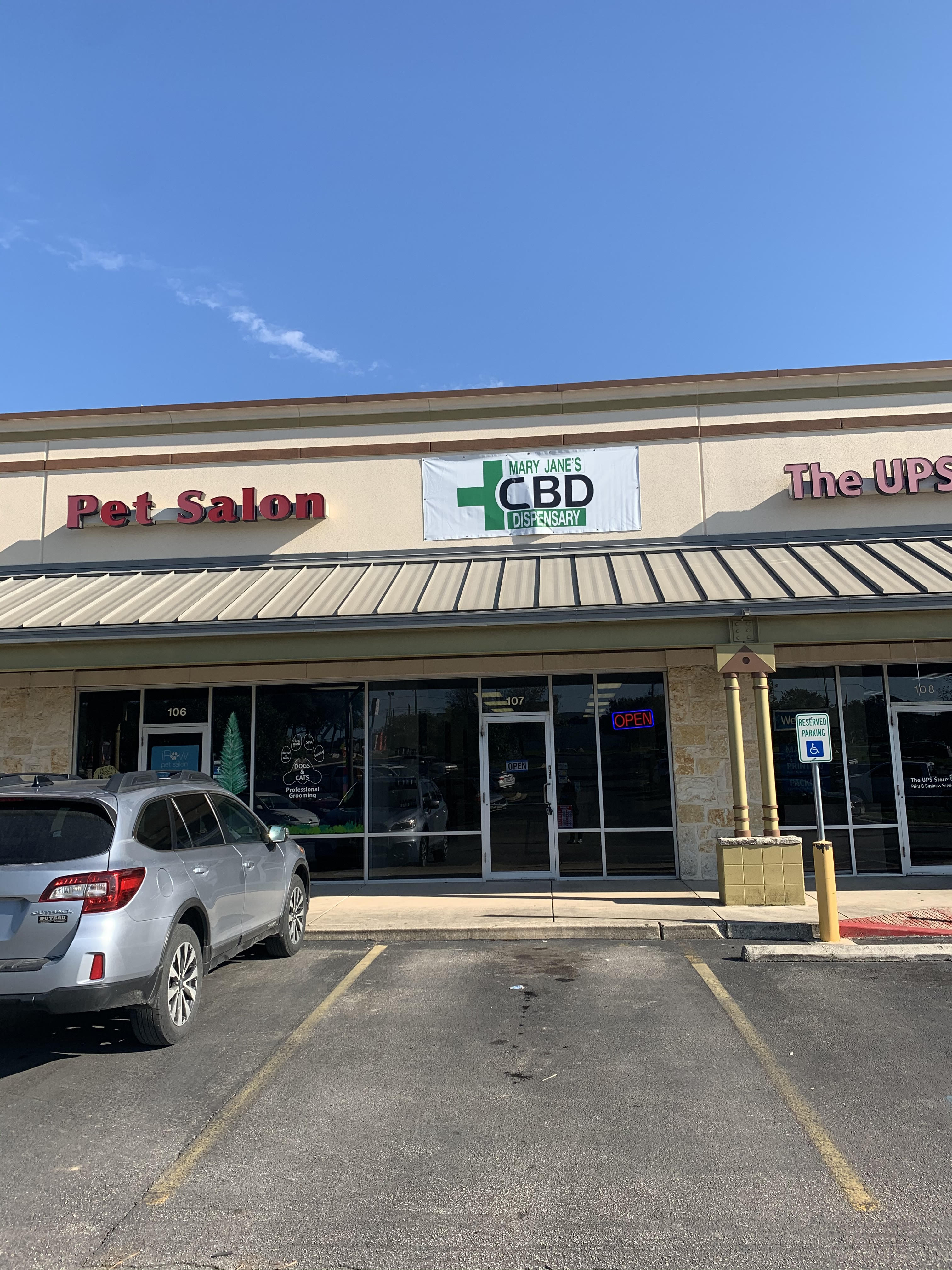 Can CBD Help Dogs That Bark A Lot? | San Antonio, Texas – Evans Road CBD Store