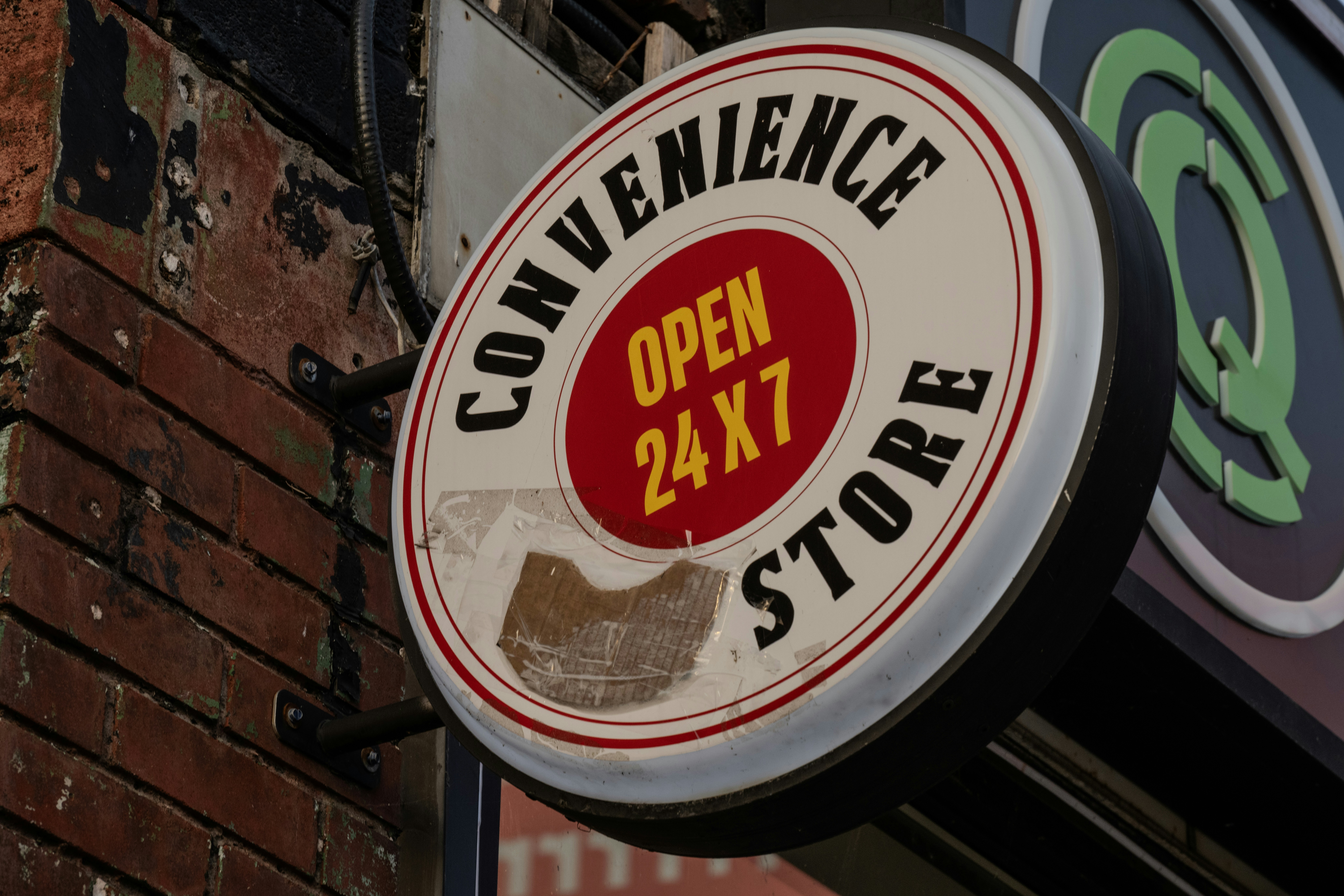 San Diego, CA - Are Your Storefront Signs Failing Health Inspections?