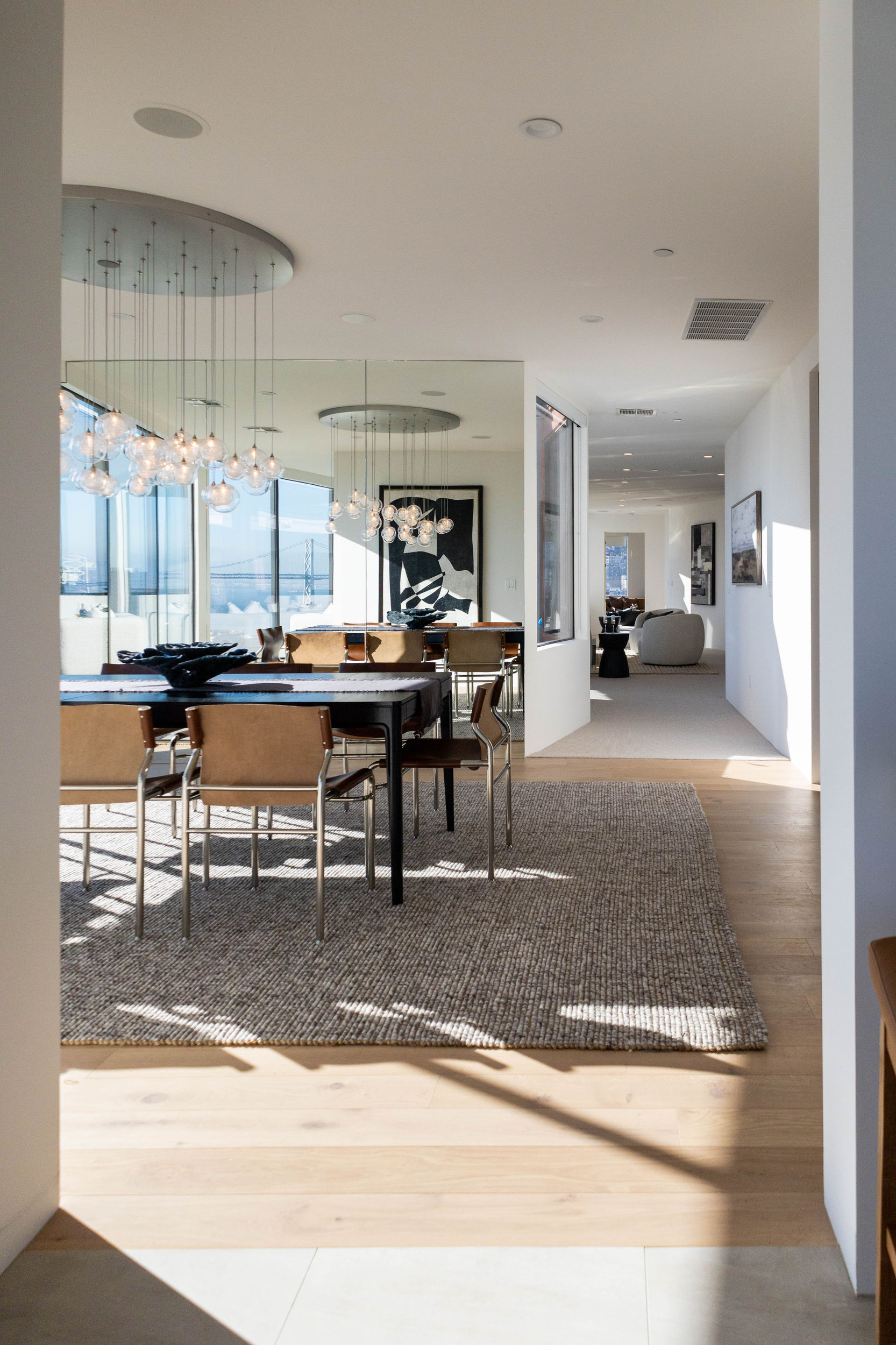 San Francisco, CA - How Does Dining Room Staging Create Faster Buyer Appeal?