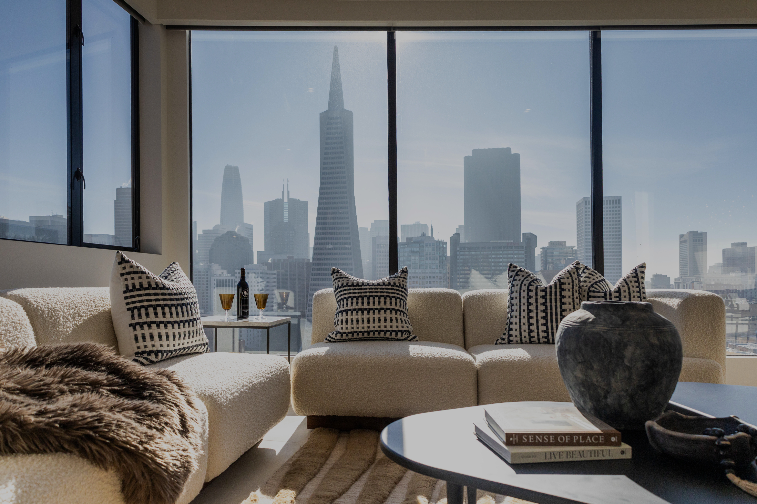Hillsborough, CA — How to Choose a Real Estate Staging Company for Estate Homes?