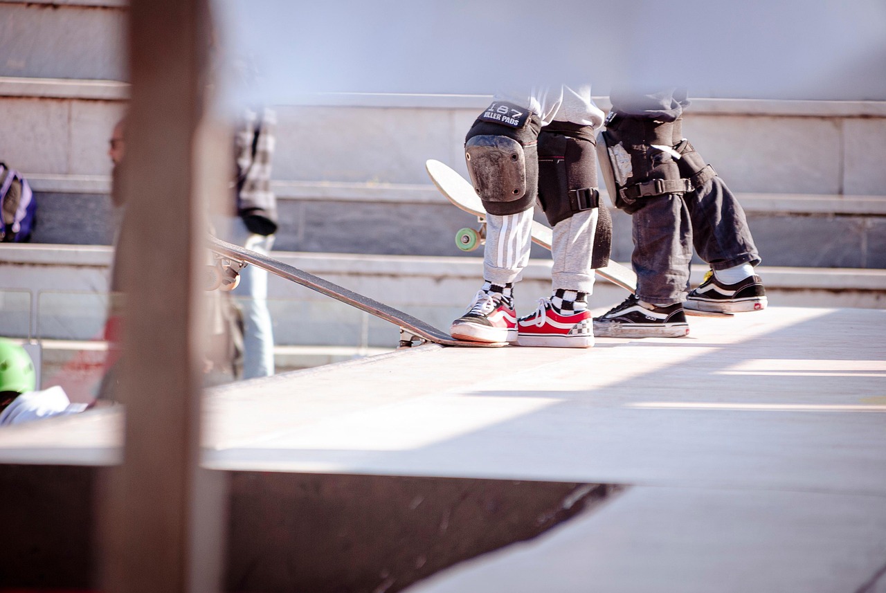 San Leandro CA - Skate Shop News: Who Started Waxing Everything, Who Do We Have To Thank