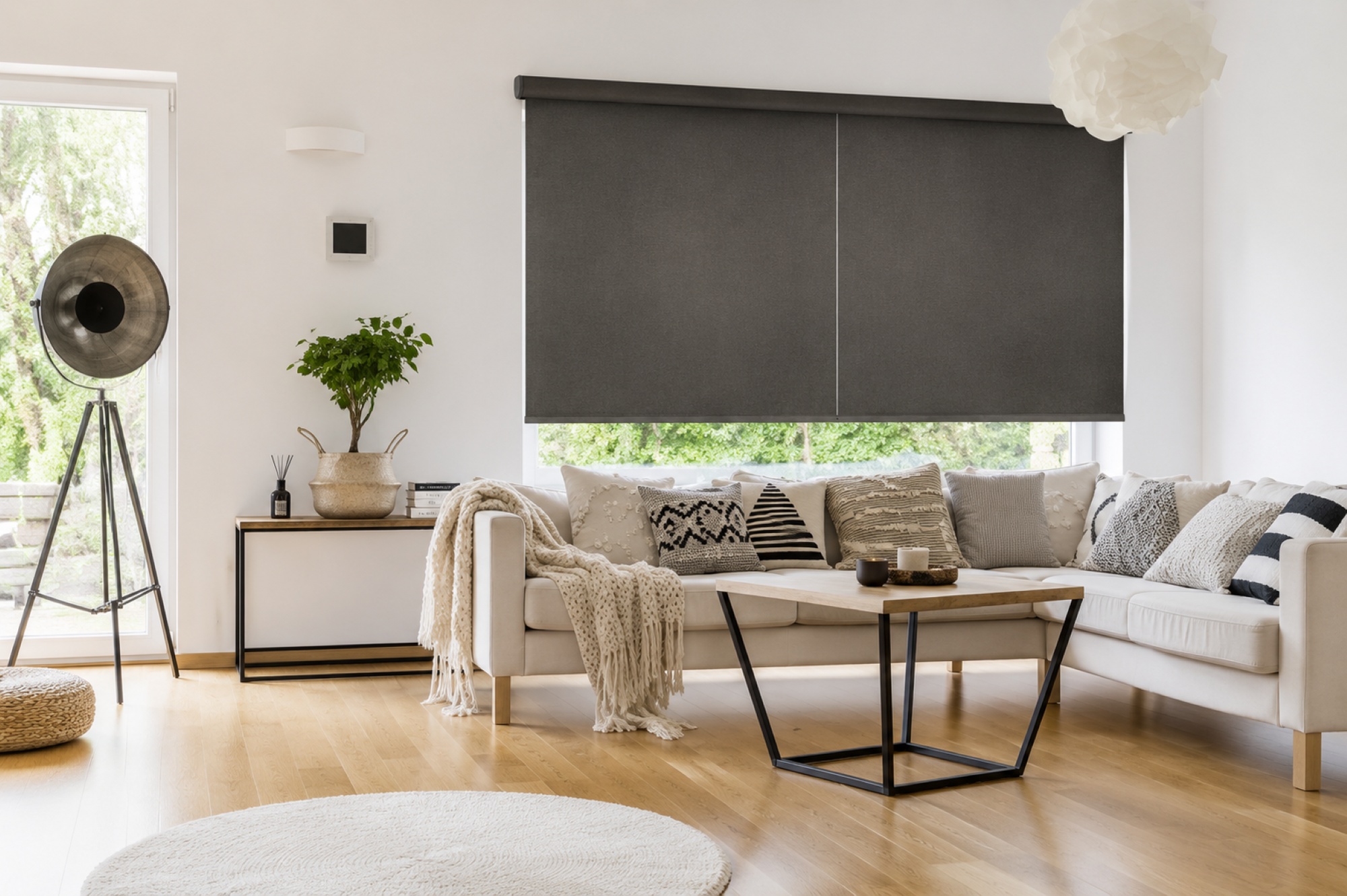 San Leandro, CA — Which Hunter Douglas Blinds Work Best for Bay Windows?