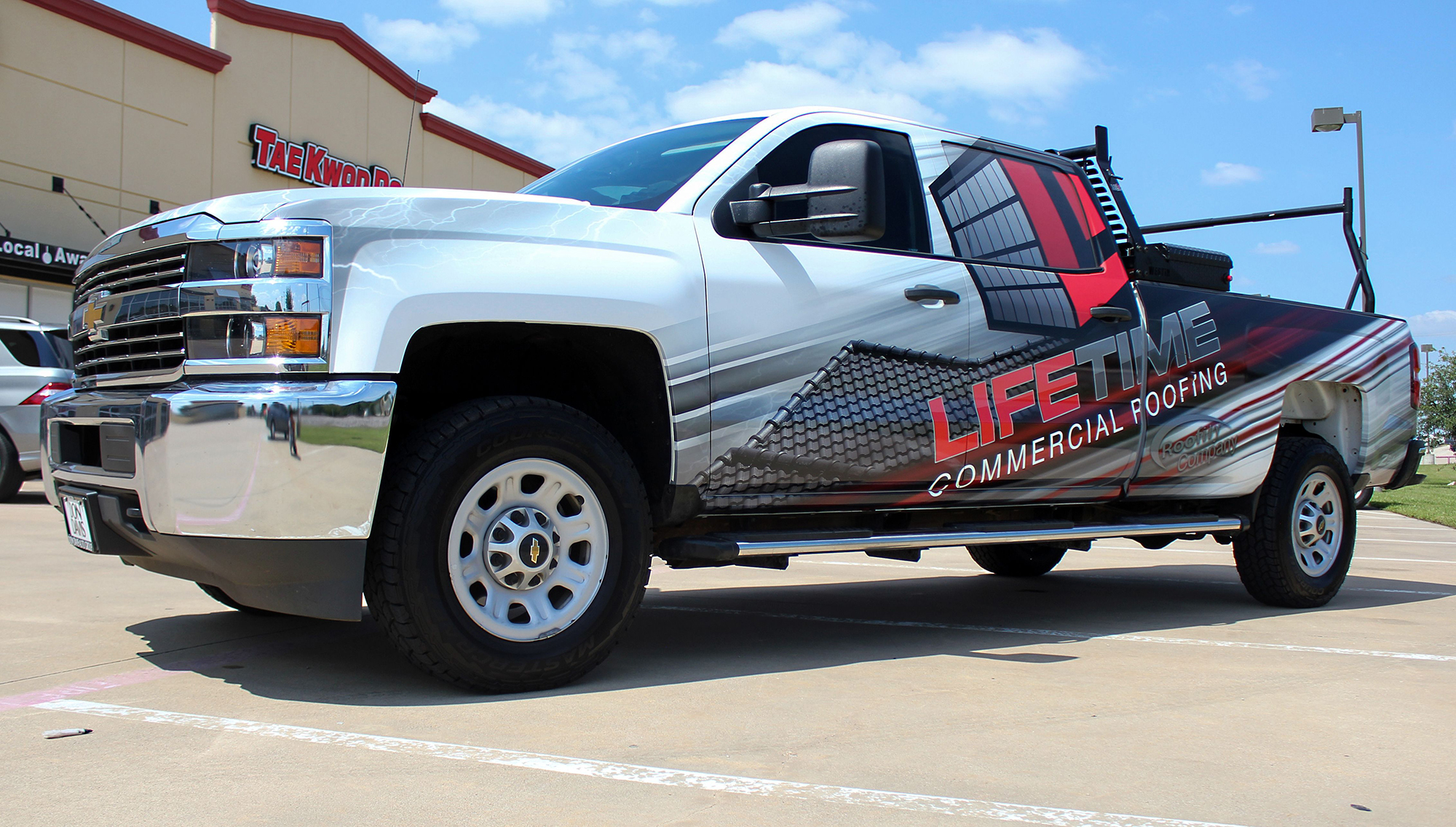 Escondido, CA - Benefits of Custom Vehicle Wraps & Graphics from a Sign Company