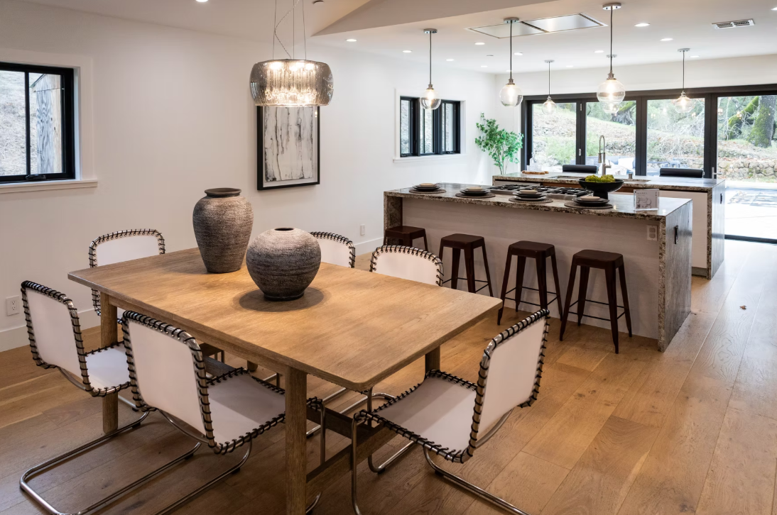Tiburon, CA - Do Home Staging Services Help Buyers Understand Room Scale?