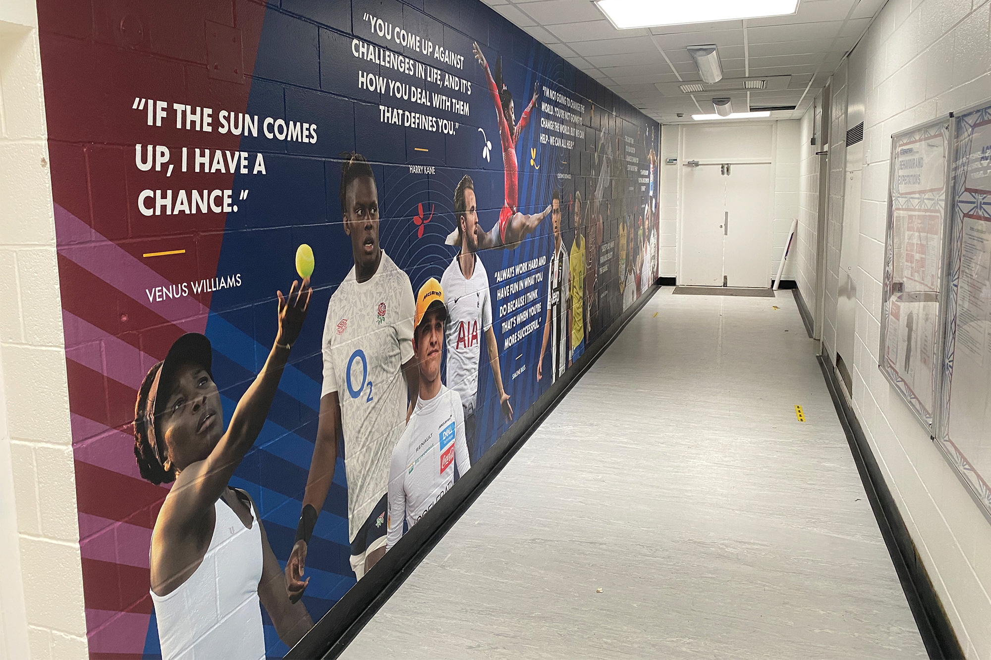 San Ramon, CA – Interior Wall Graphics for Boutique Hotels from a Sign Company