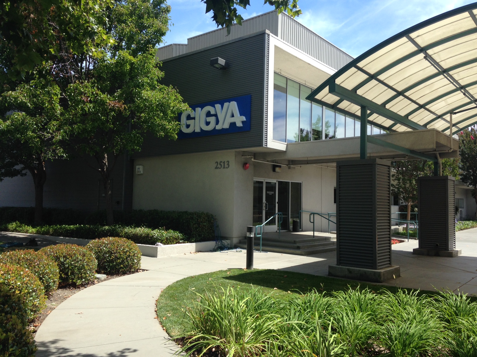 BuildingSign_Gigya_MtnView