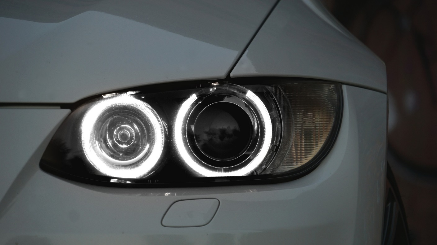 BMW Headlight Technologies