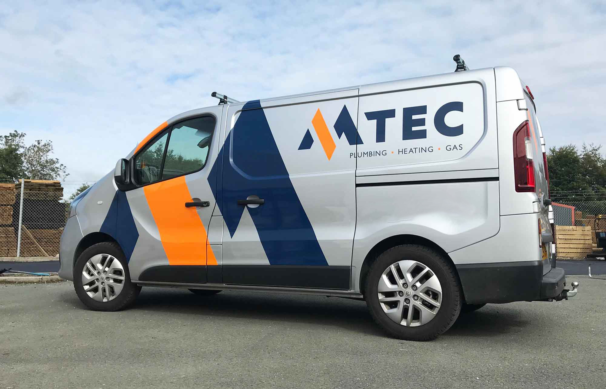 Phoenix, AZ – Our Sign Company Discusses Types of Vehicle Wraps & Graphics
