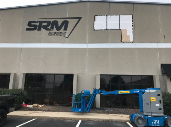 Building sign installation Shawnee KS