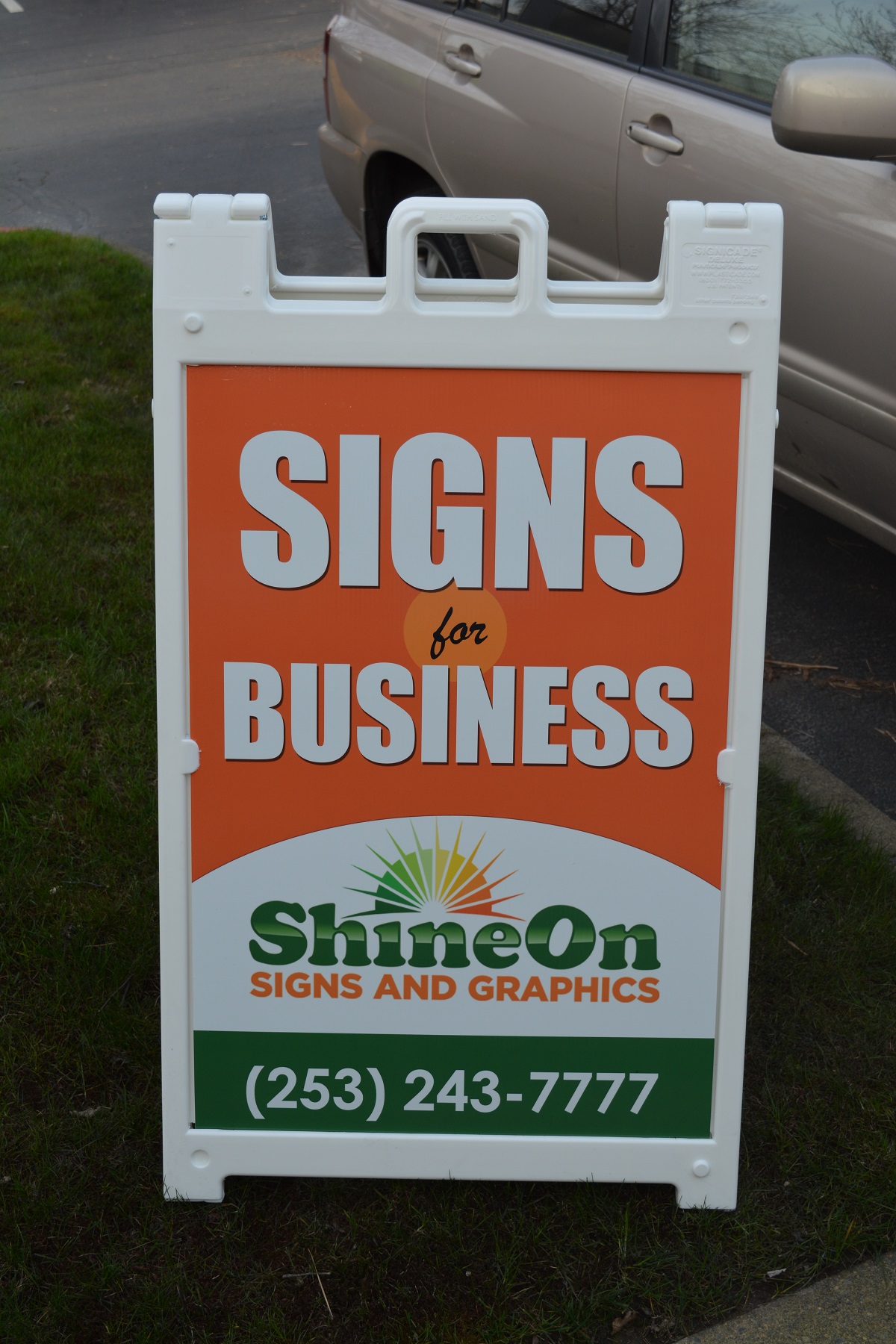Smyrna, GA – Portable A-Frame Sidewalk Signs for Restaurants, Bars, Realtors