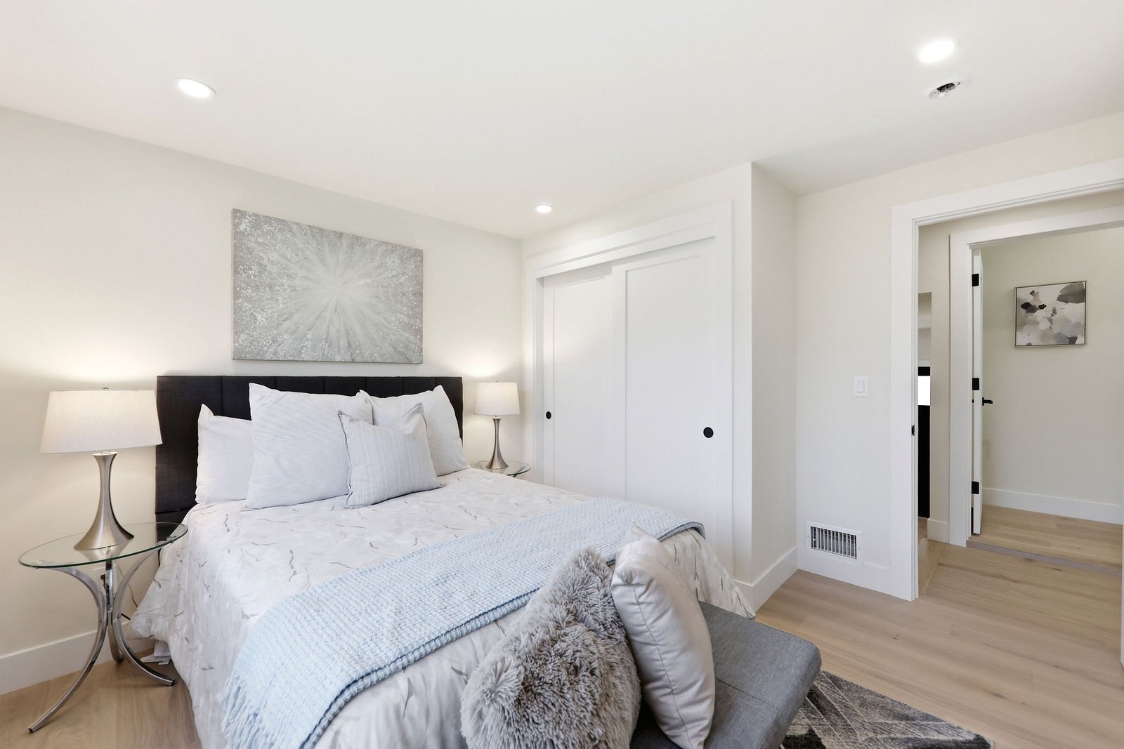 South San Francisco, CA - Need Airbnb Staging Services That Boost Bookings Fast?