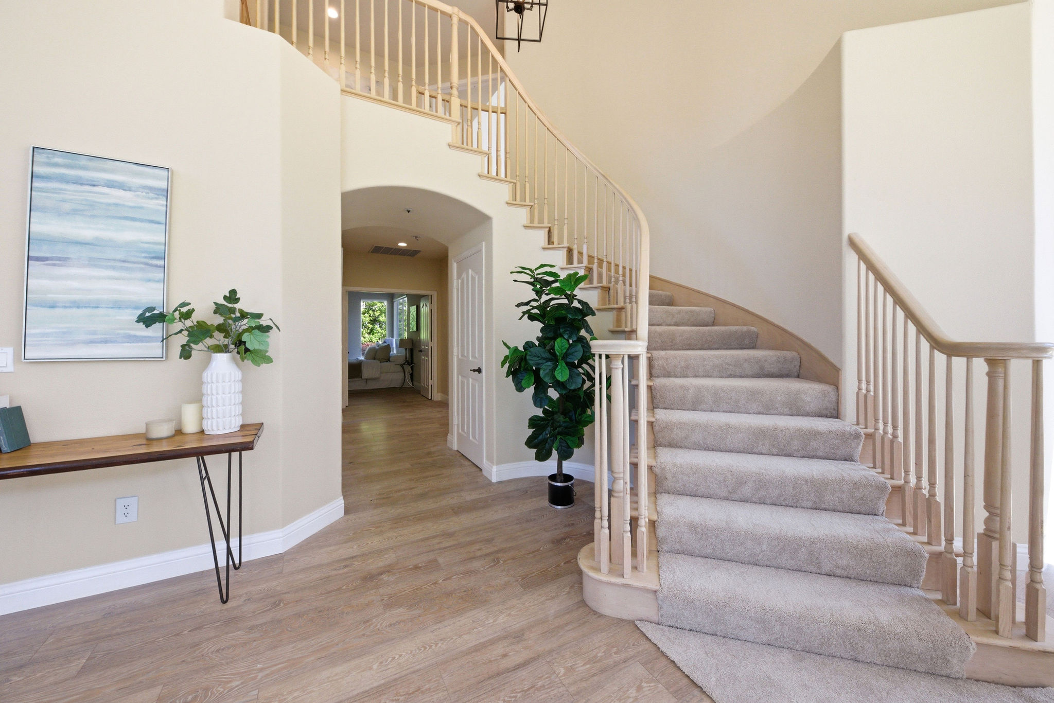 Millbrae, CA - Do Real Estate Stagers Help Vacant Homes Sell Faster Today?