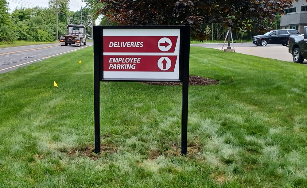 South Windsor, CT - Sign Shop Offers Directional Signs for Commercial Storefront