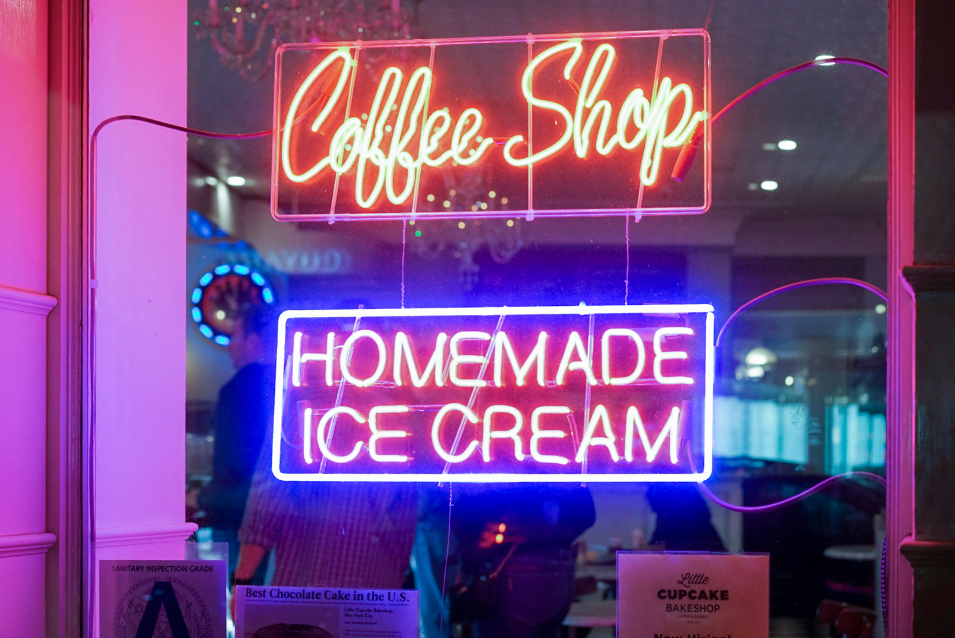 Reston, VA — What Makes LED Signs Perfect for Your Restaurant’s Branding?