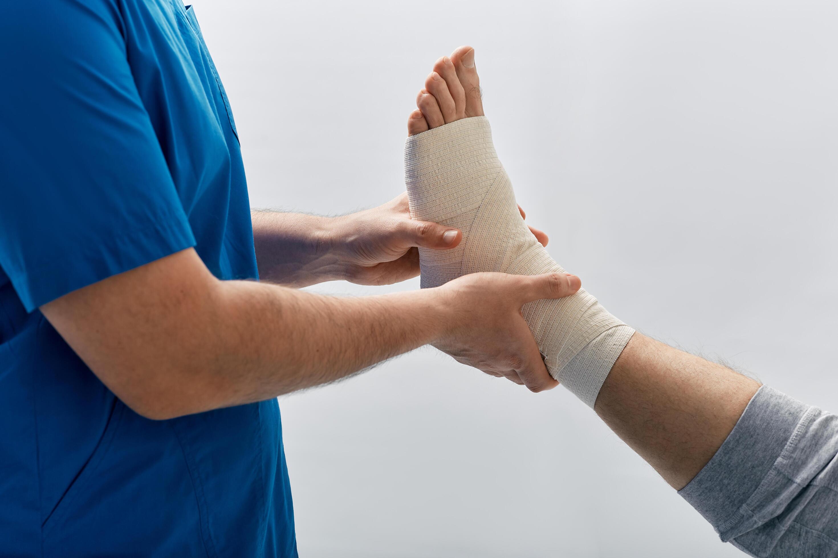 Maricopa, AZ — How Do Orthopedic Clinics Support Recovery After Fractures?