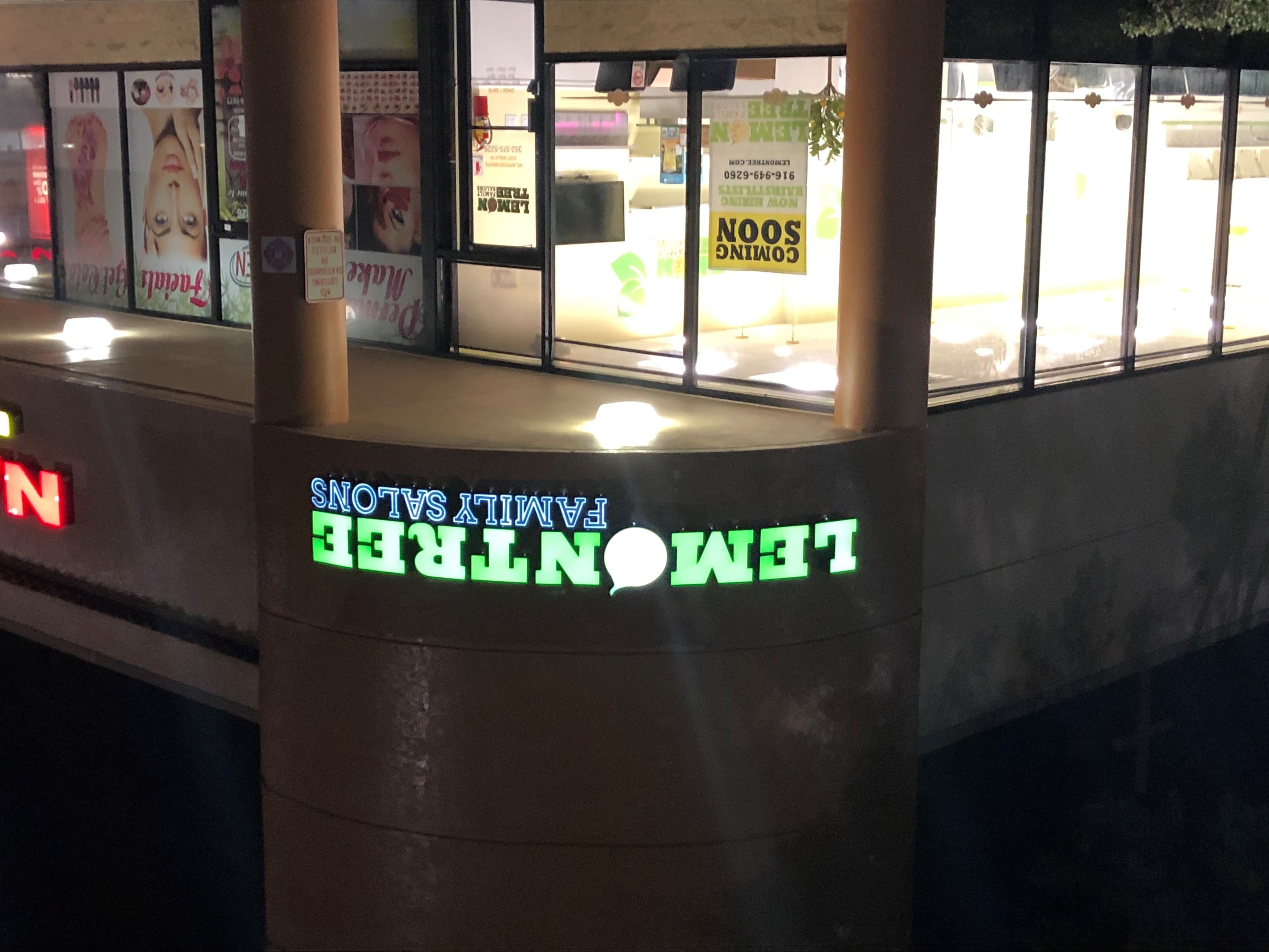 Tampa, FL- Attention Getting, Multi Directional, Outdoor Business Wall LED Signs