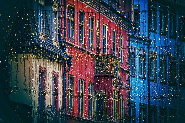 City, ST - Searching Top Rated Local Christmas Light Installers or Companies
