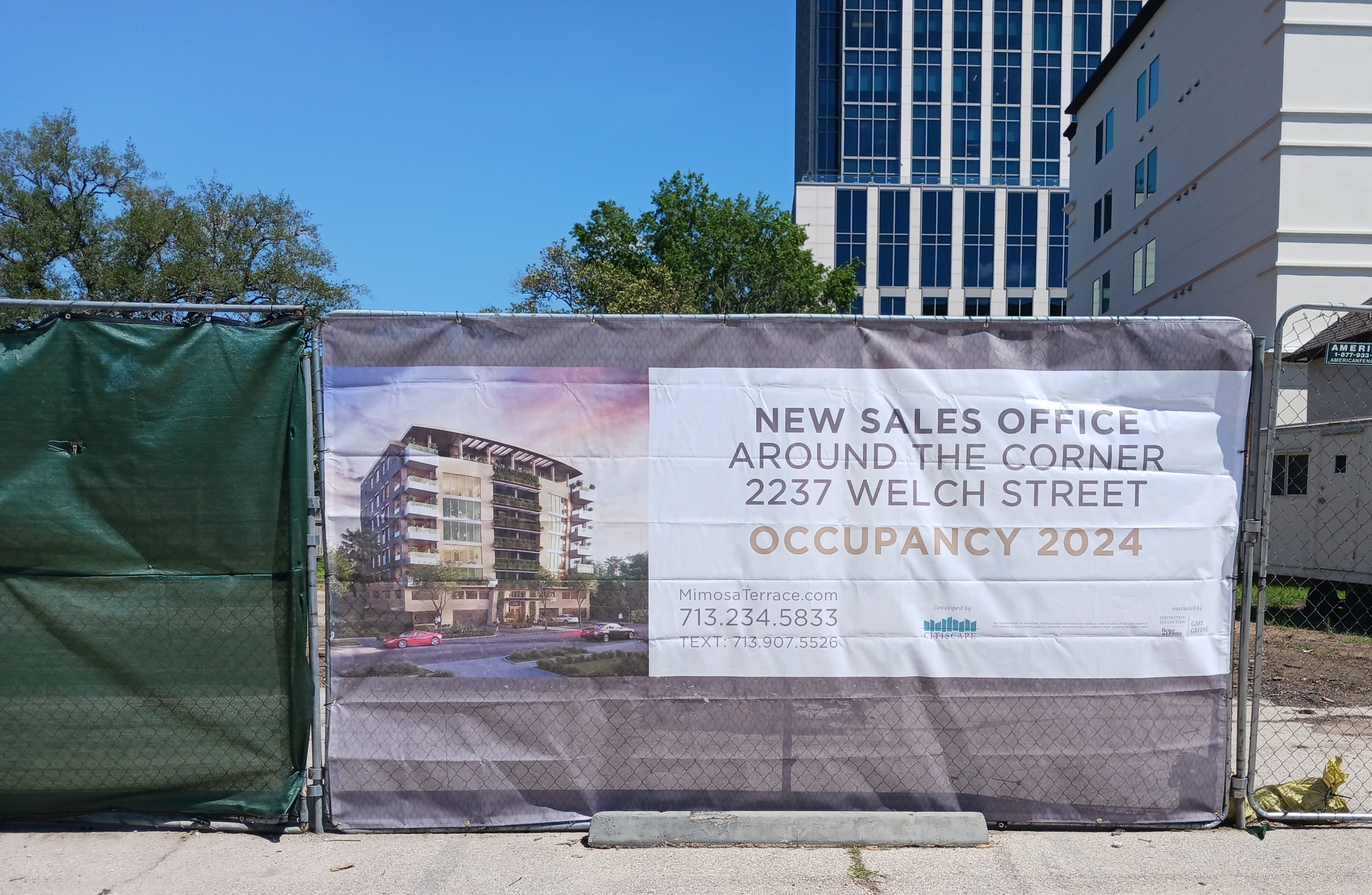 3 Things to Consider when Choosing to Customize a Banner in Houston, TX