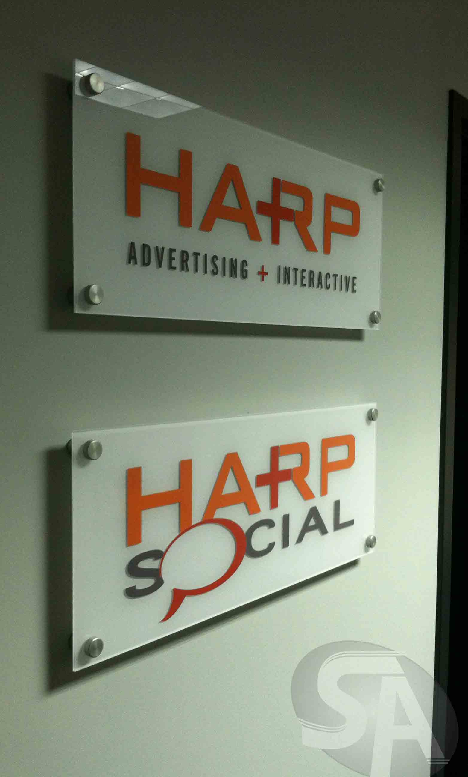 corporate-branding-lobby-signs-naperville-chicagoland-lombard-wheaton-carolstream-il