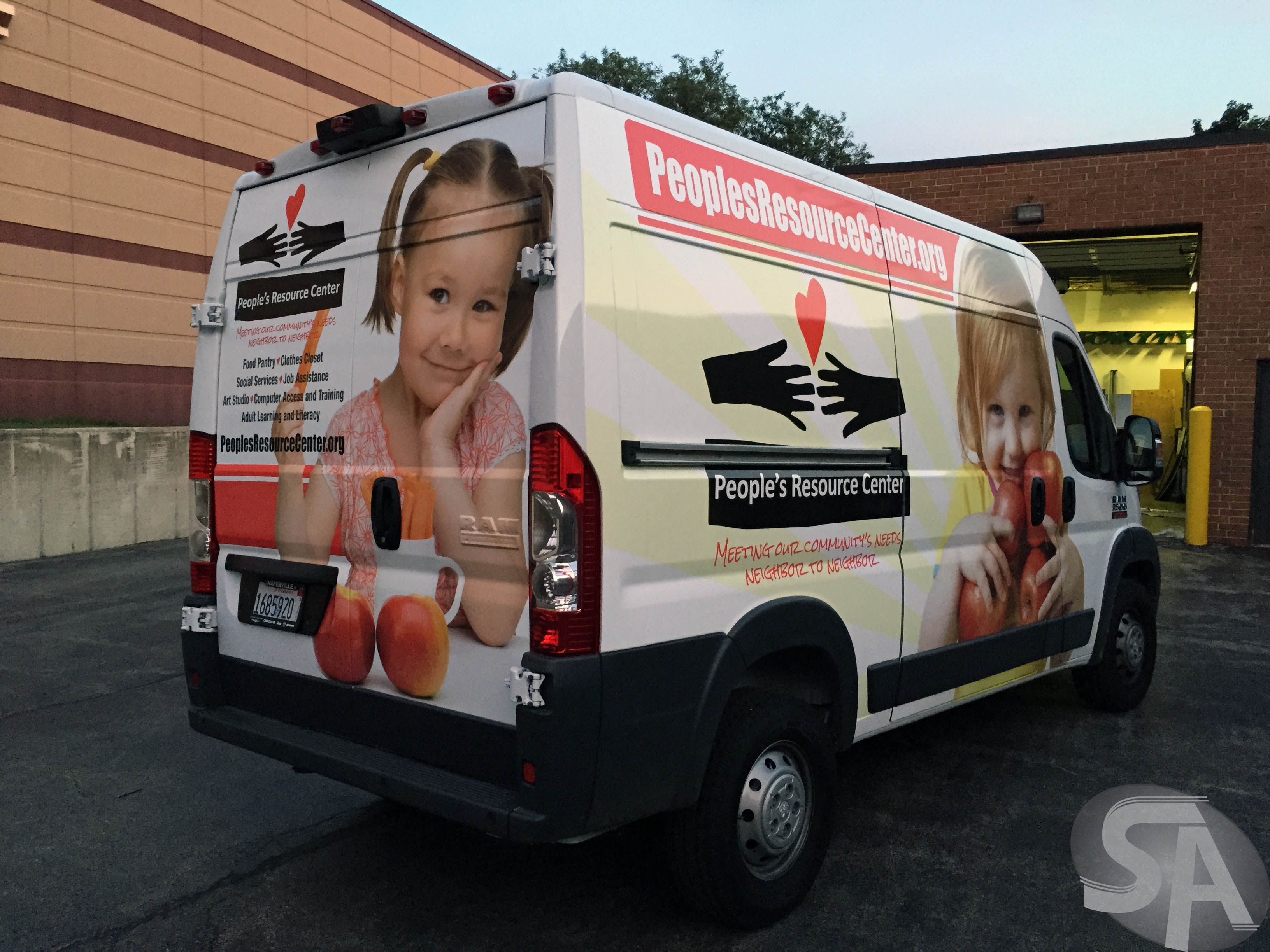 van-wrap-vinyl-graaphics
