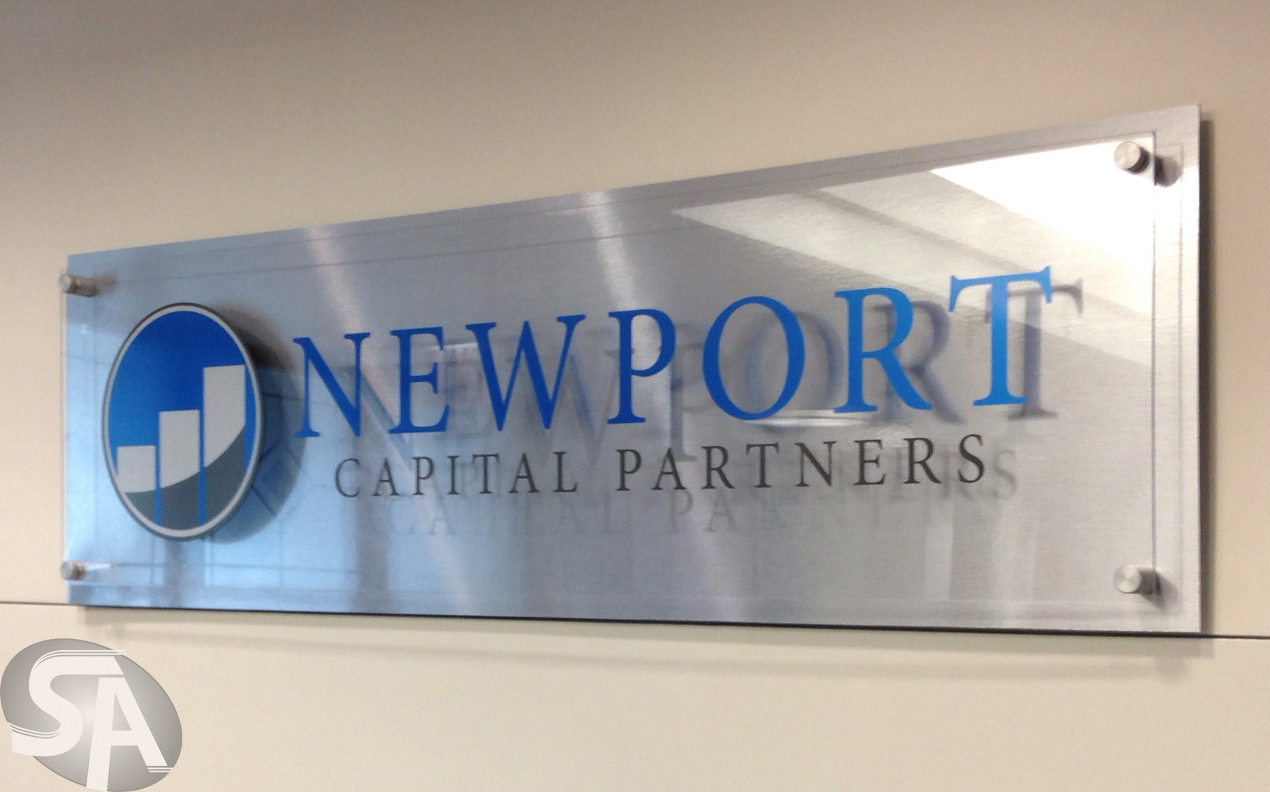 brushed-aluminum-acrylic-corporate