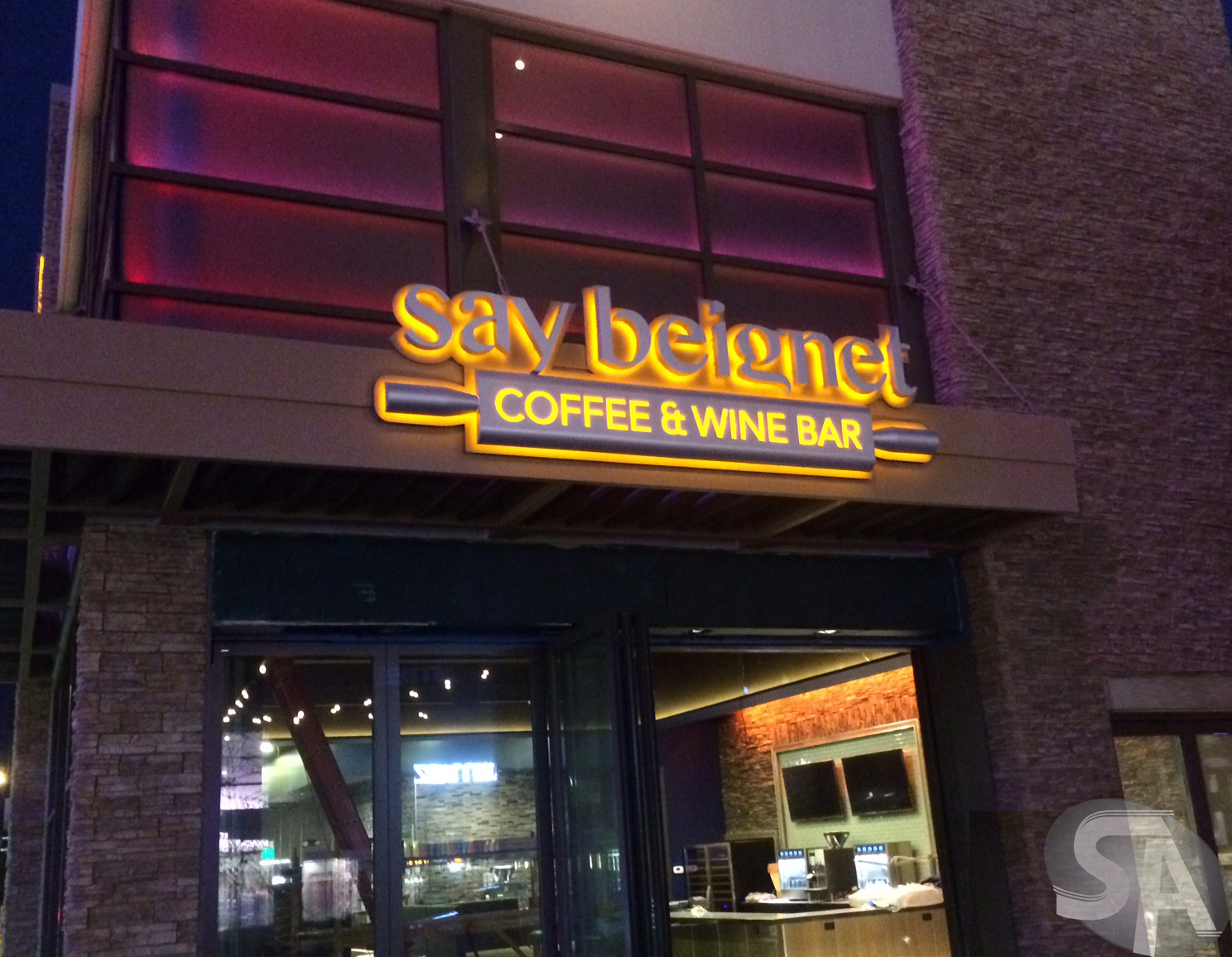 channel-letters-backlit-led