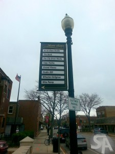 pole-banner-outdoor-shopping