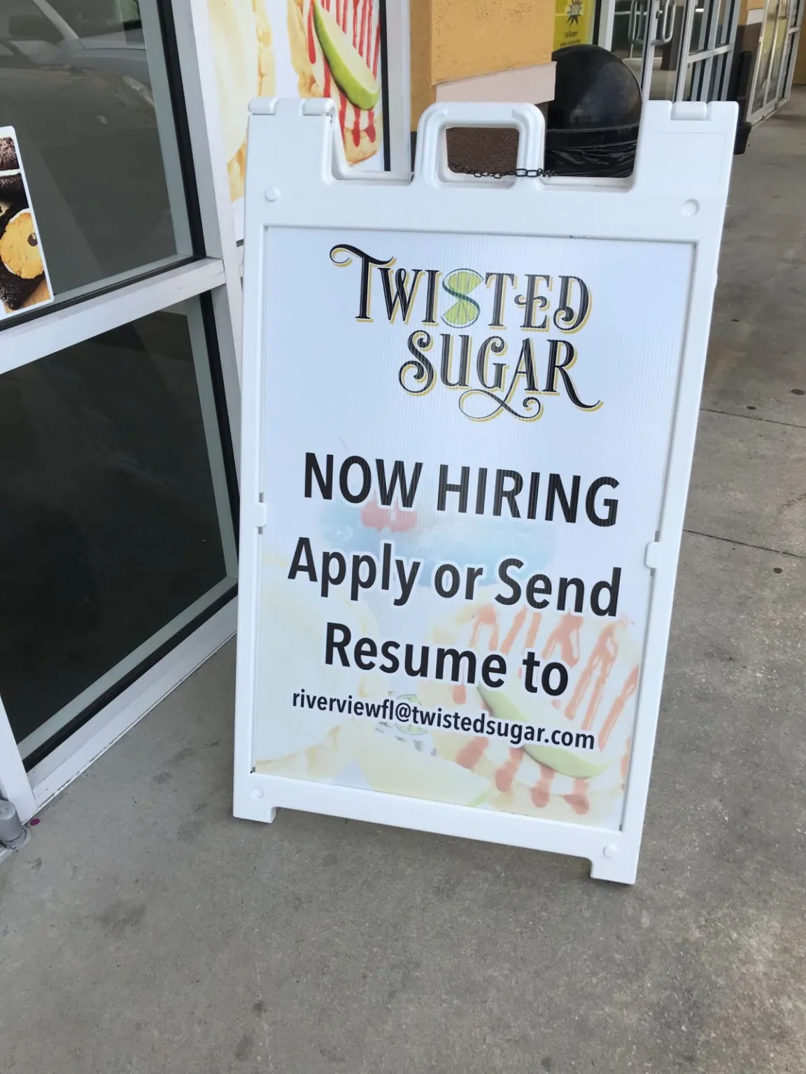 Zephyrhills, FL - Can Sidewalk A Frame Signs Boost Daily Storefront Traffic?